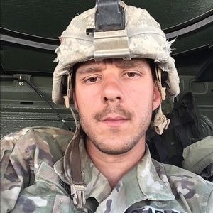 Meet your Posher, Roman